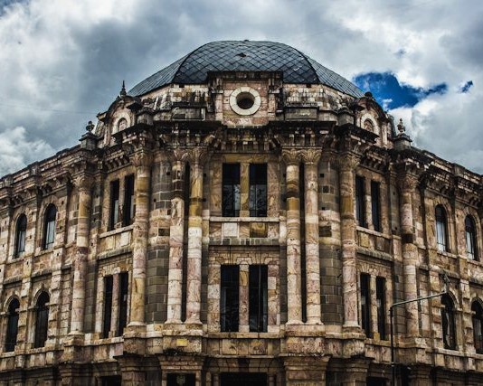 architecture cuenca ecuador